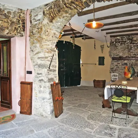 Σπίτι διακοπών Locazione Turistica Casa Degli Archi 1600 *