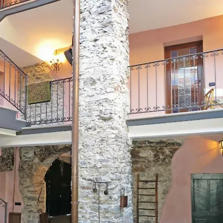 Locazione Turistica Casa Degli Archi 1600 * Porto Valtravaglia